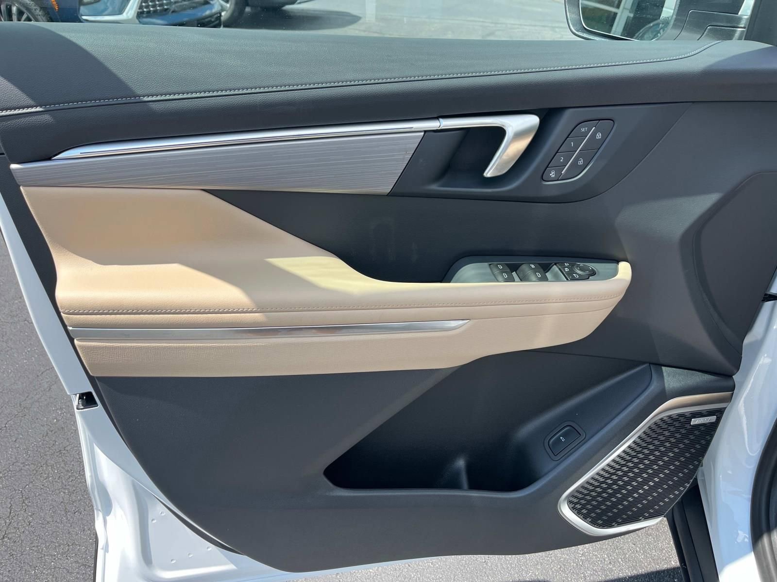 2026 Buick Enclave Preferred - Photo 22