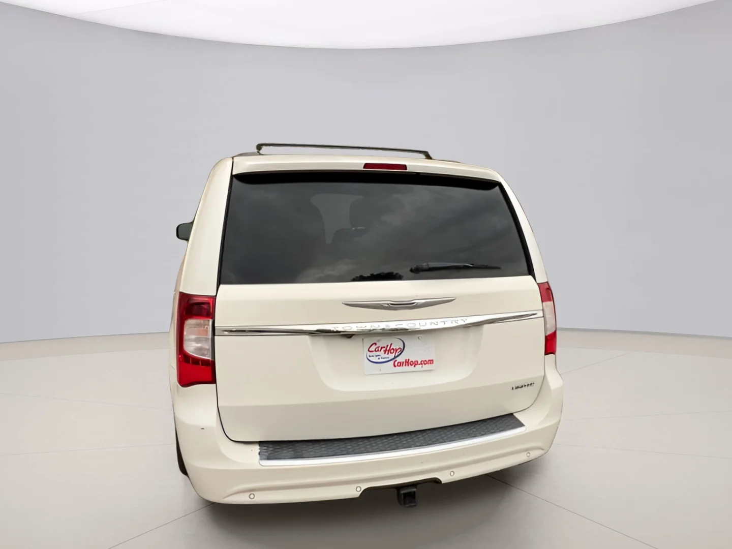 Used 2011 White Chrysler LIMITED image 7
