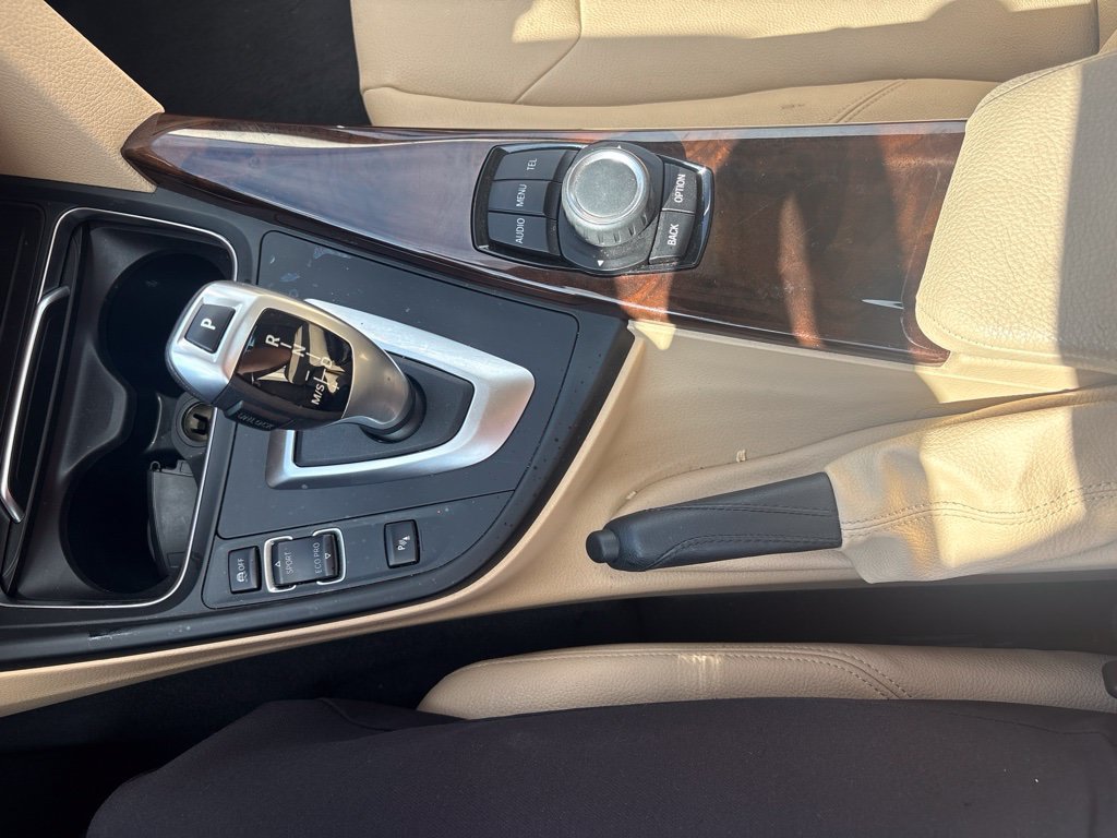 Used 2017 Gray BMW 320i xDrive image 15