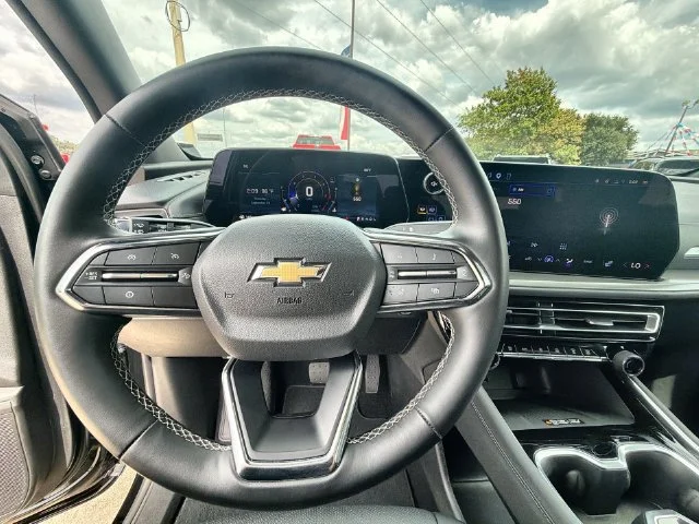 2026 Chevrolet Traverse LT - Photo 11