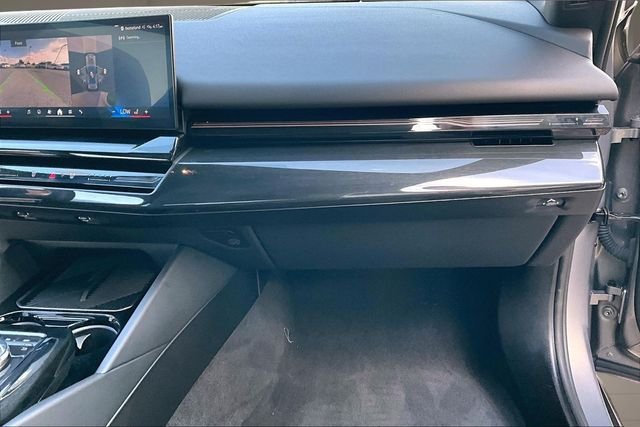 2024 BMW 5 Series 530i - Photo 17