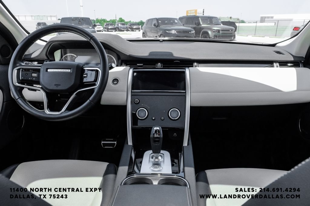 Certified Used 2023 Byron Blue Metallic Land Rover SE R-Dynamic image 13