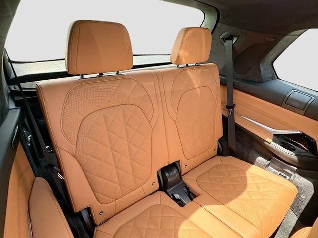 New 2027 Gray BMW xDrive40i image 21