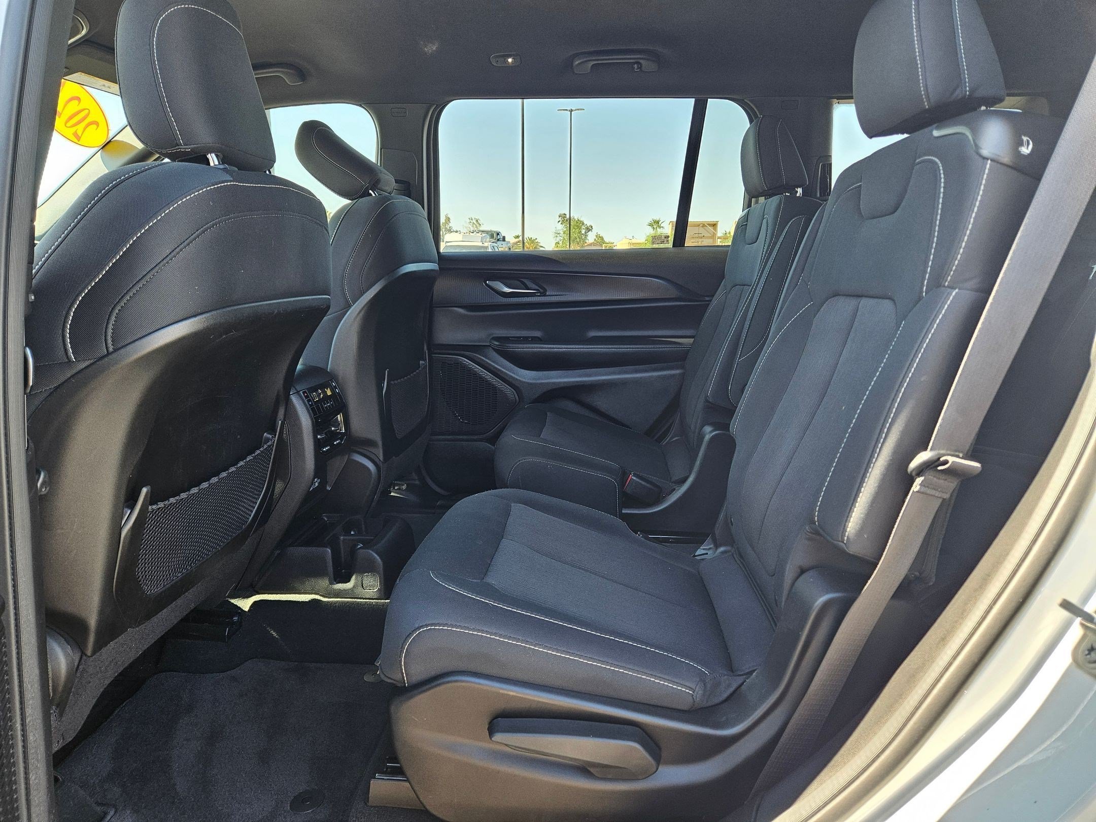 Used 2024 White Jeep Laredo 4x4 image 20
