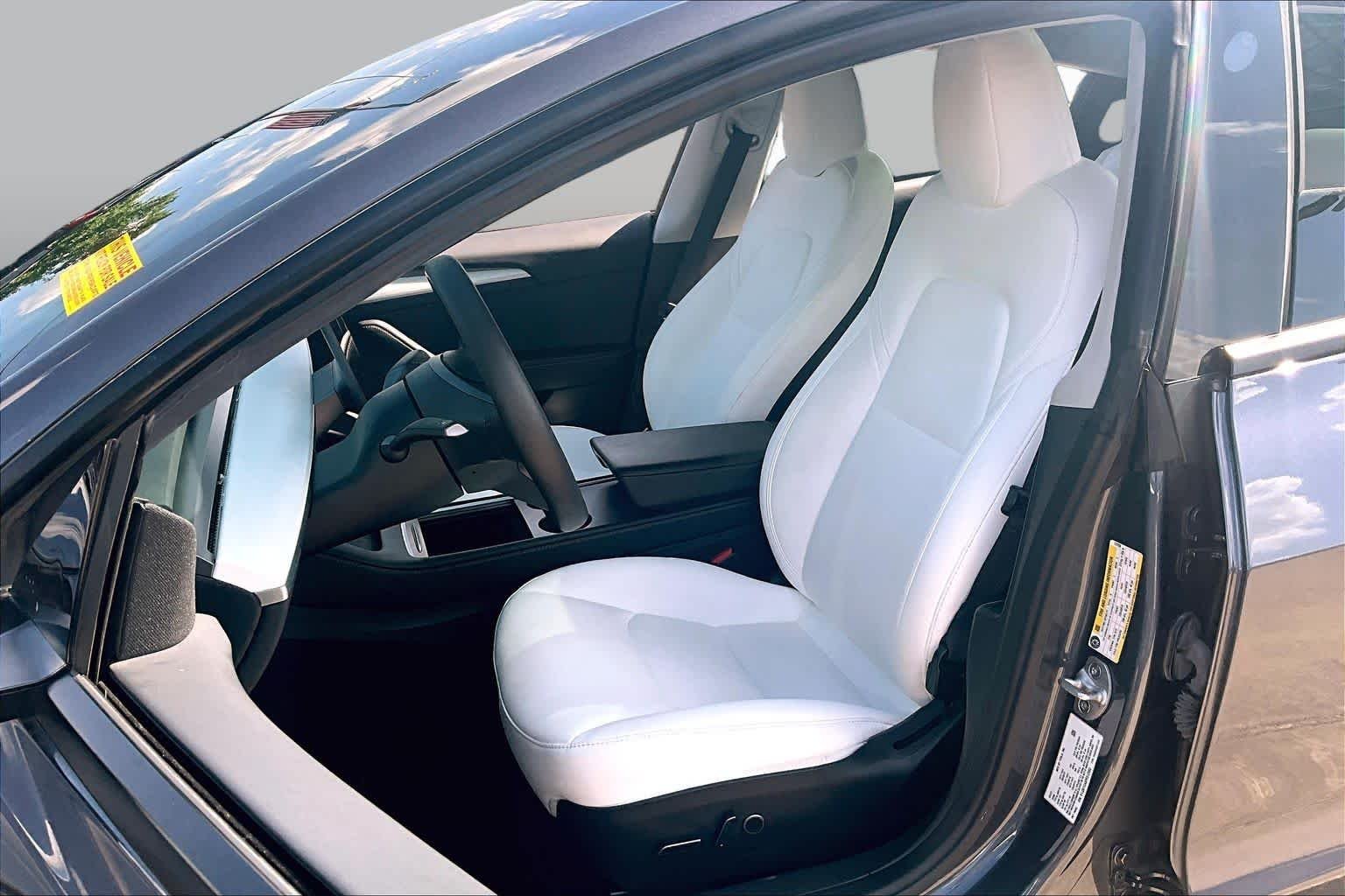 Used 2023 Midnight Silver Metallic Tesla  image 7