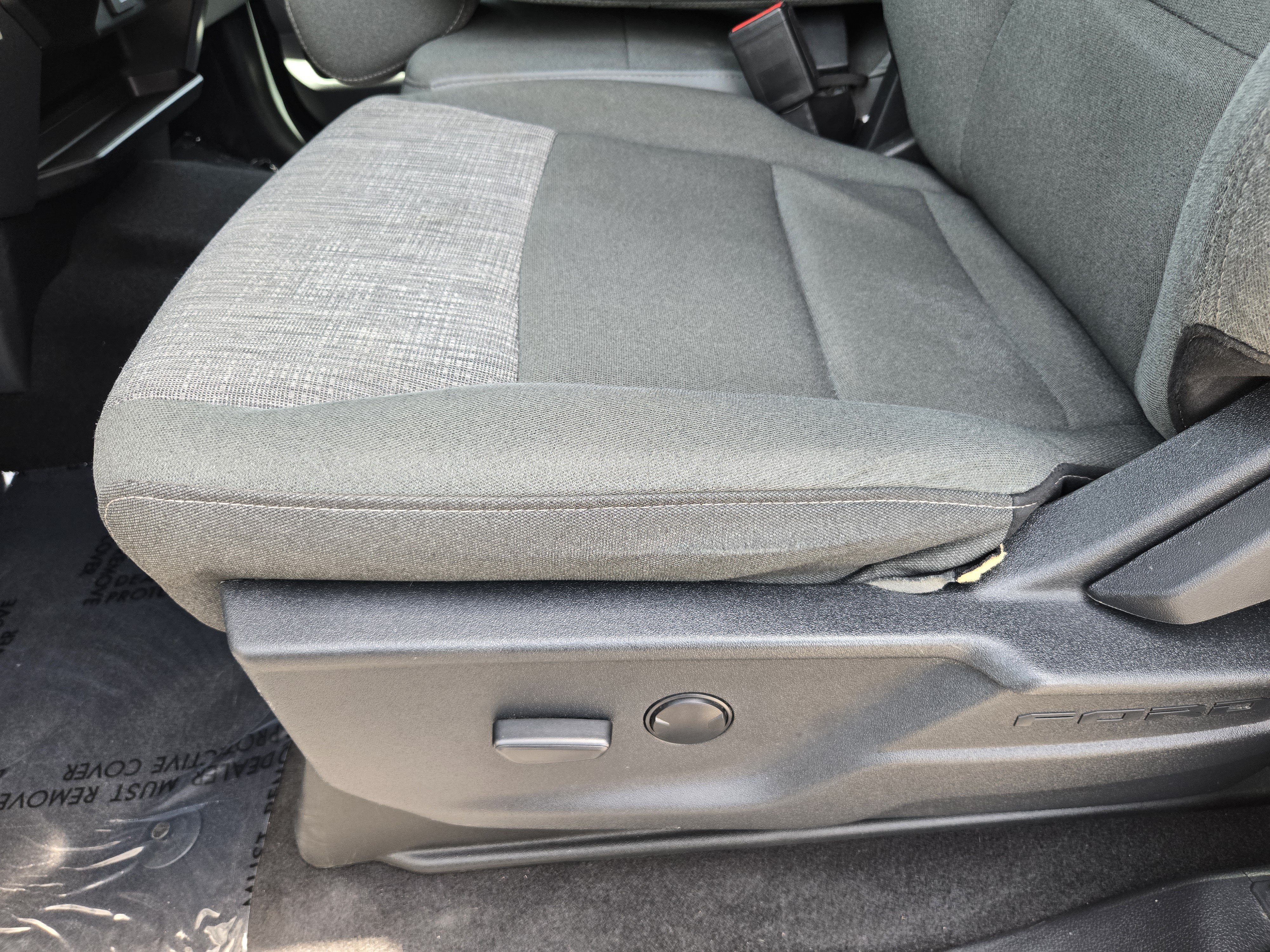 Used 2023 Silver Ford XLT image 20