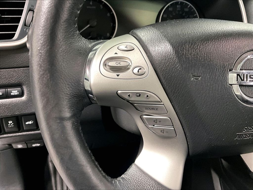 Used 2018 Gray Nissan SL image 24