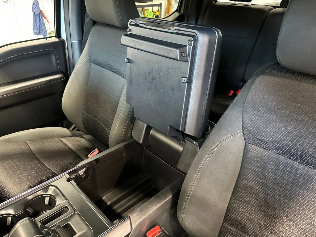 Used 2023 White Ford XLT image 24