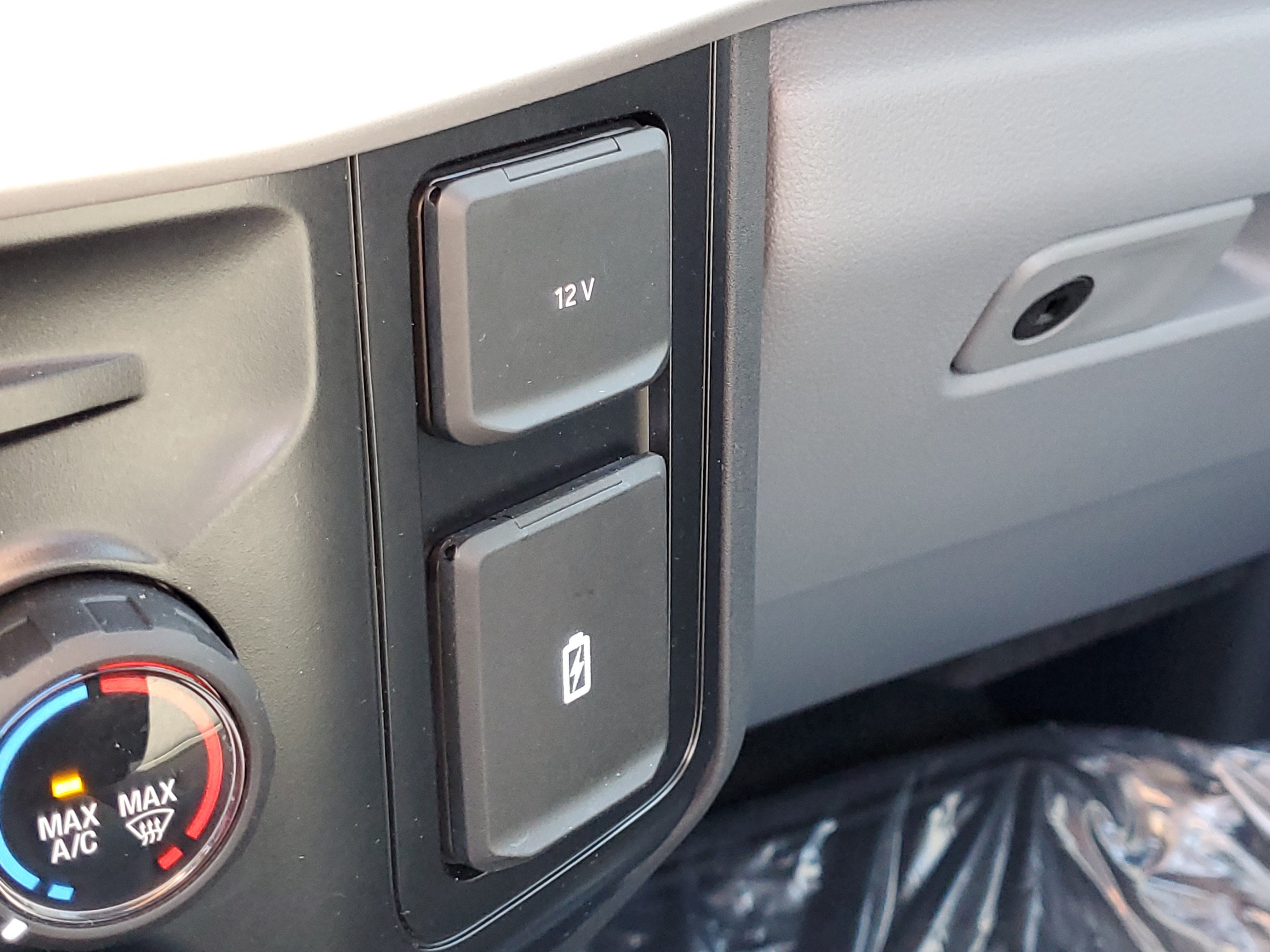 2025 Ford F-250 Super Duty XL - Photo 30