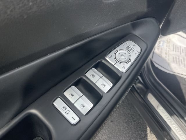 Used 2023 Black Hyundai Calligraphy image 19