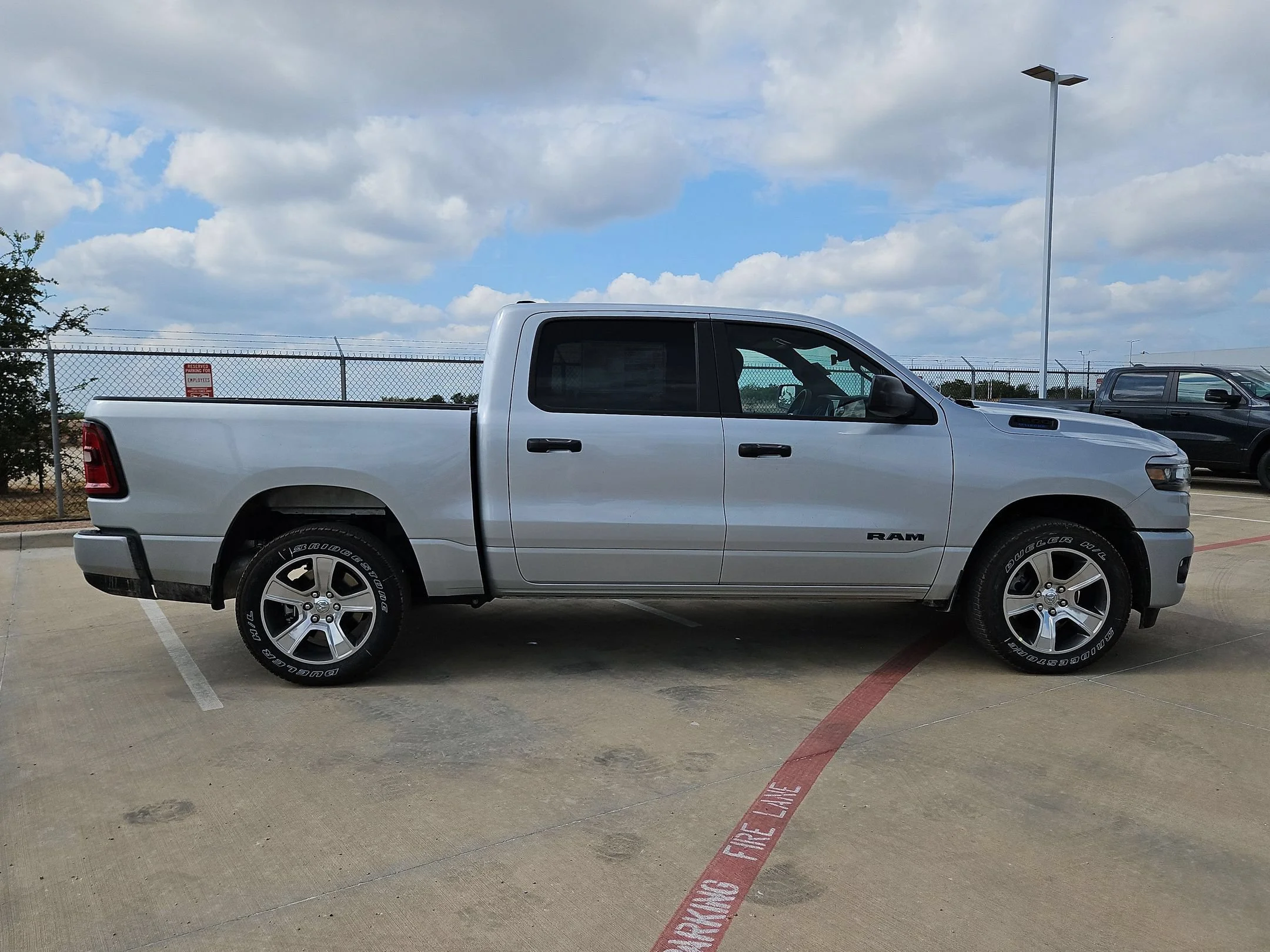 New 2026 Silver Zynith Exterior Paint RAM Express image 2