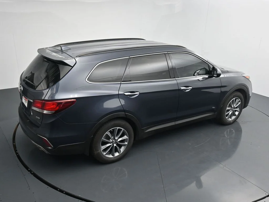 Used 2019 Blue Hyundai SE image 26