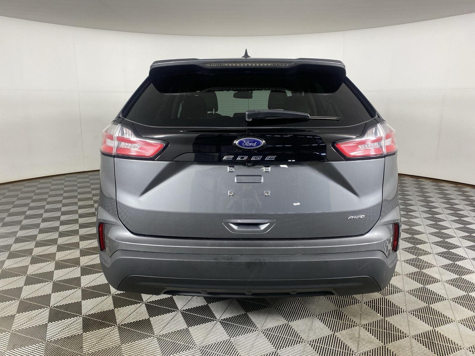 Used 2024 Carbonized Gray Metallic Ford SE image 21