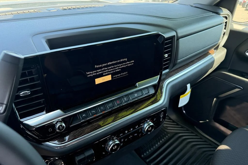 New 2026 Sterling Metallic GMC SLE image 23