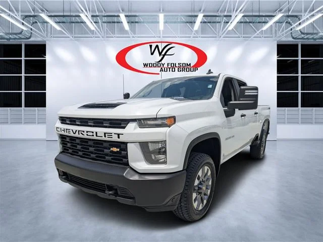Used 2023 White Chevrolet Custom image 7