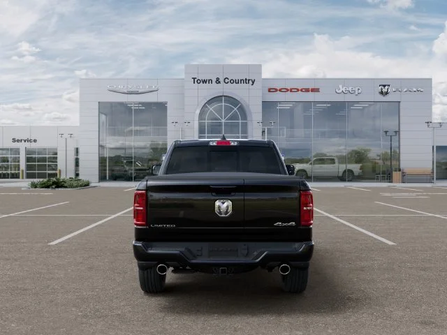 New 2027 Diamond Black Crystal Pearl-Coat Exterior Paint RAM Limited image 7