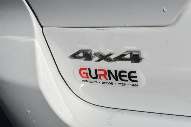 Used 2023 White Jeep Limited image 18