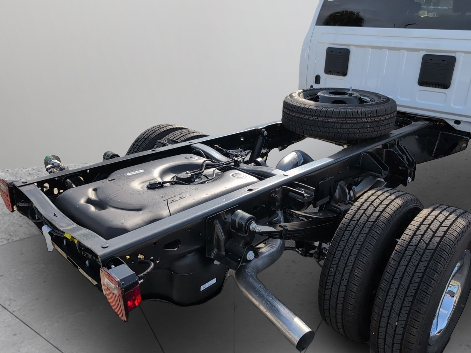 2026 RAM 3500 Chassis Tradesman - Photo 32