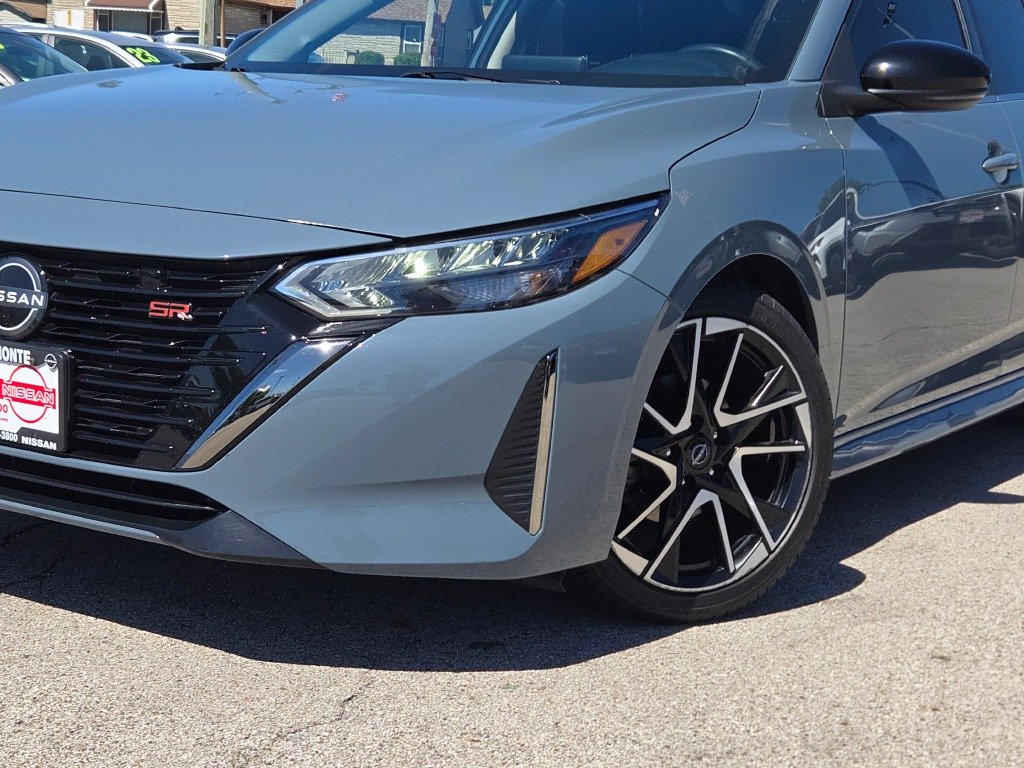 Certified Used 2024 Gray Nissan SR image 3