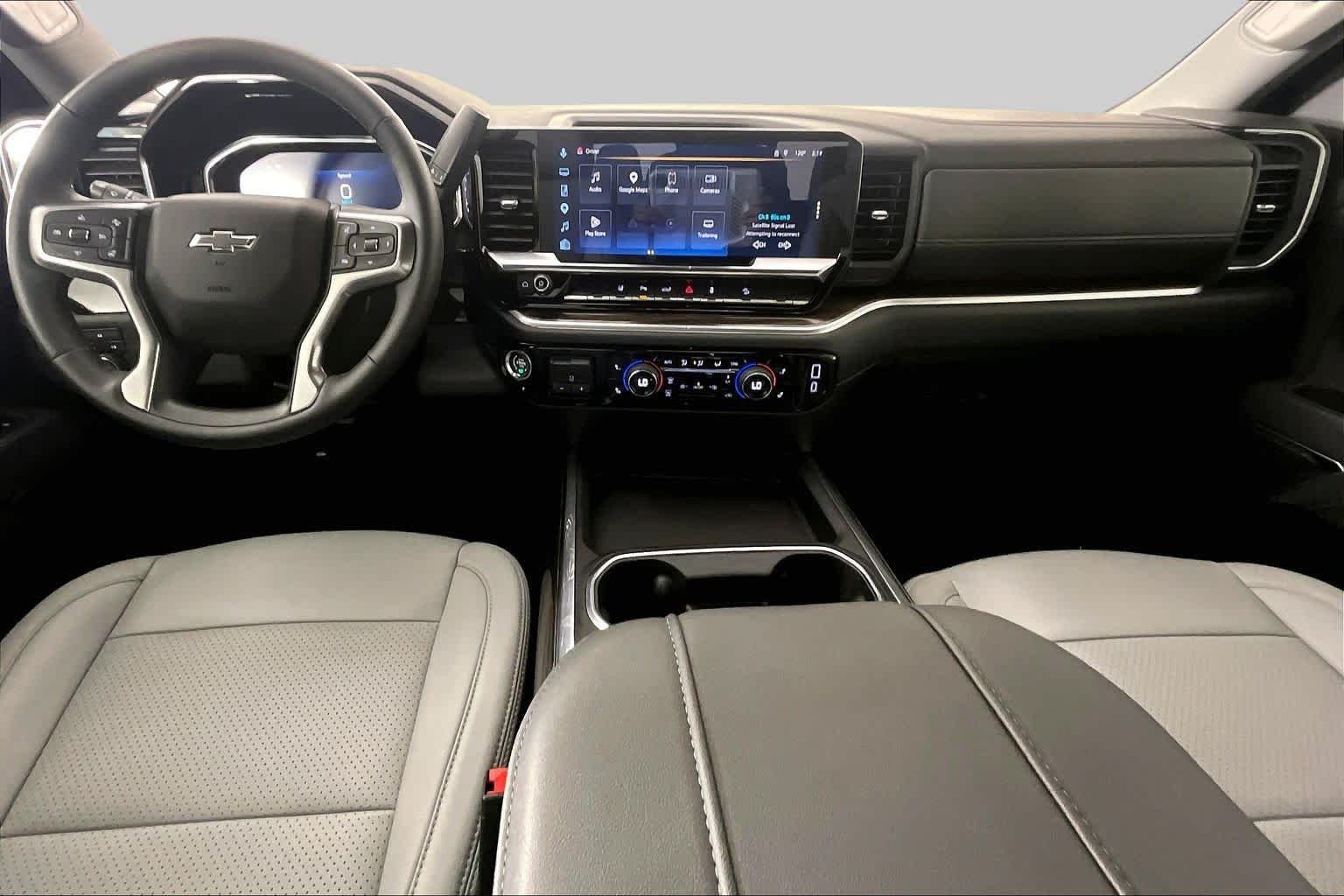 Used 2026 Summit White Chevrolet LT image 15