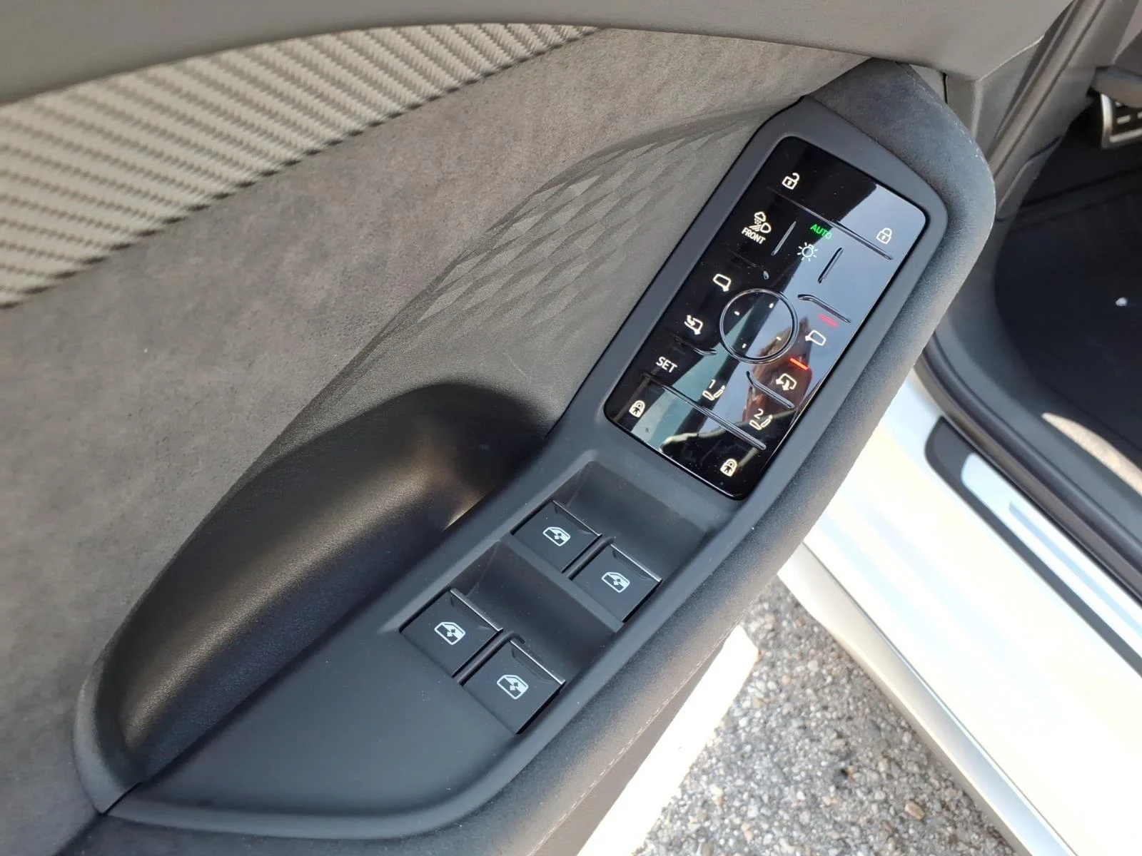 New 2026 Glacier White Metallic Audi Premium Plus image 13