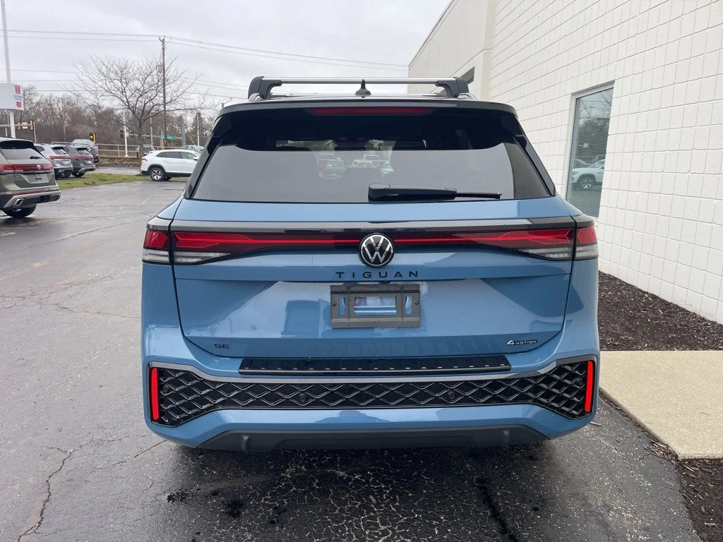 New 2026 Monterey Blue with Deep Black Roof Volkswagen 2.0T SE R-Line Black image 4