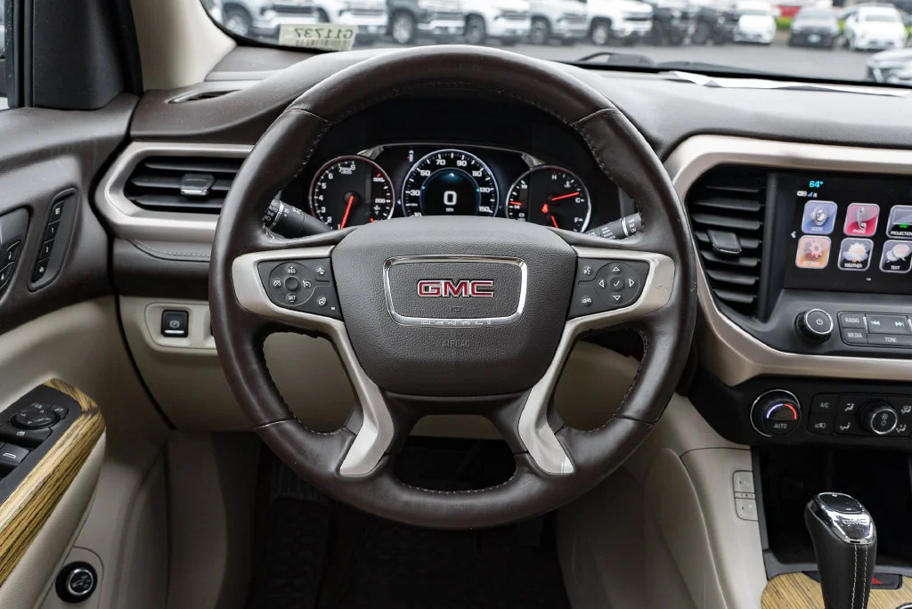 Used 2017 MINERAL METALLIC GMC Denali image 15