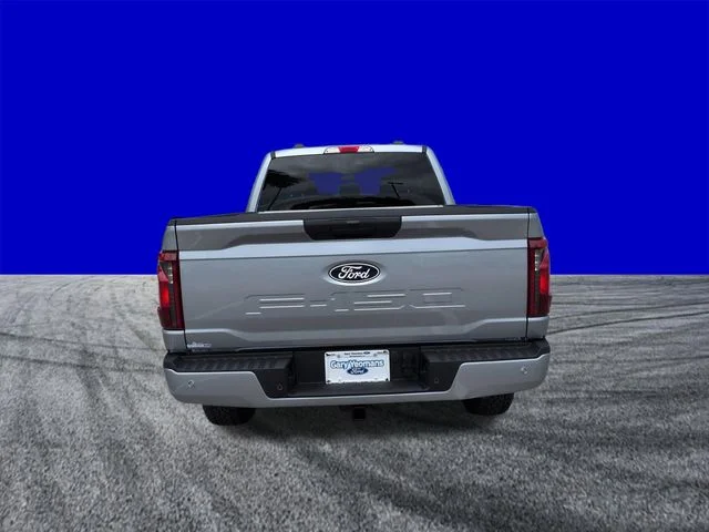New 2026 Iconic Silver Metallic Ford XLT image 5