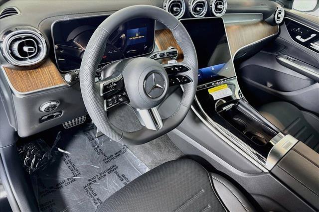 New 2027 Black Mercedes-Benz GLC 300 image 39