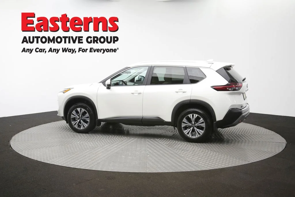 Used 2023 White Nissan SV image 63