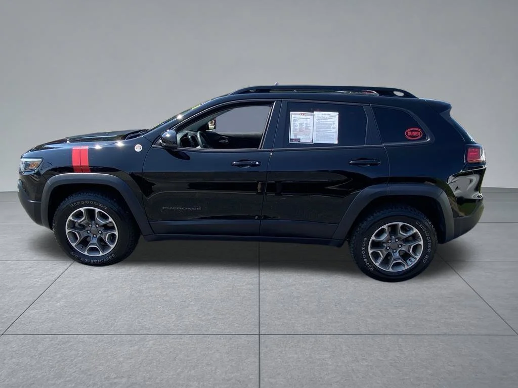 Used 2022 Black Jeep Trailhawk image 3