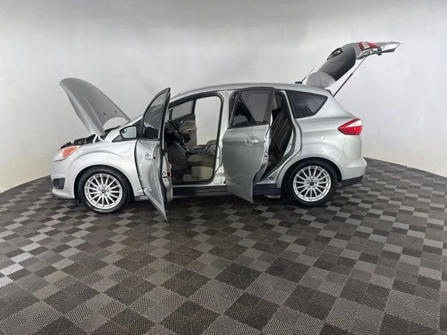 Used 2015 Silver Ford SE image 11