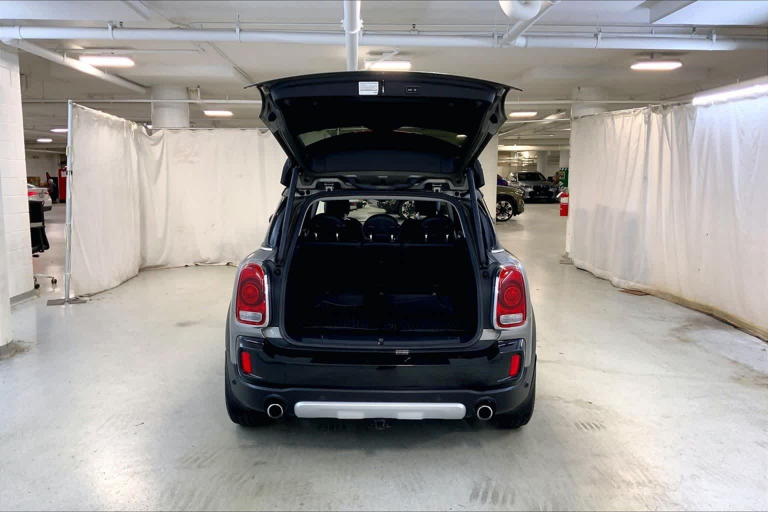Used 2017 Melting Silver Metallic MINI Cooper S image 33