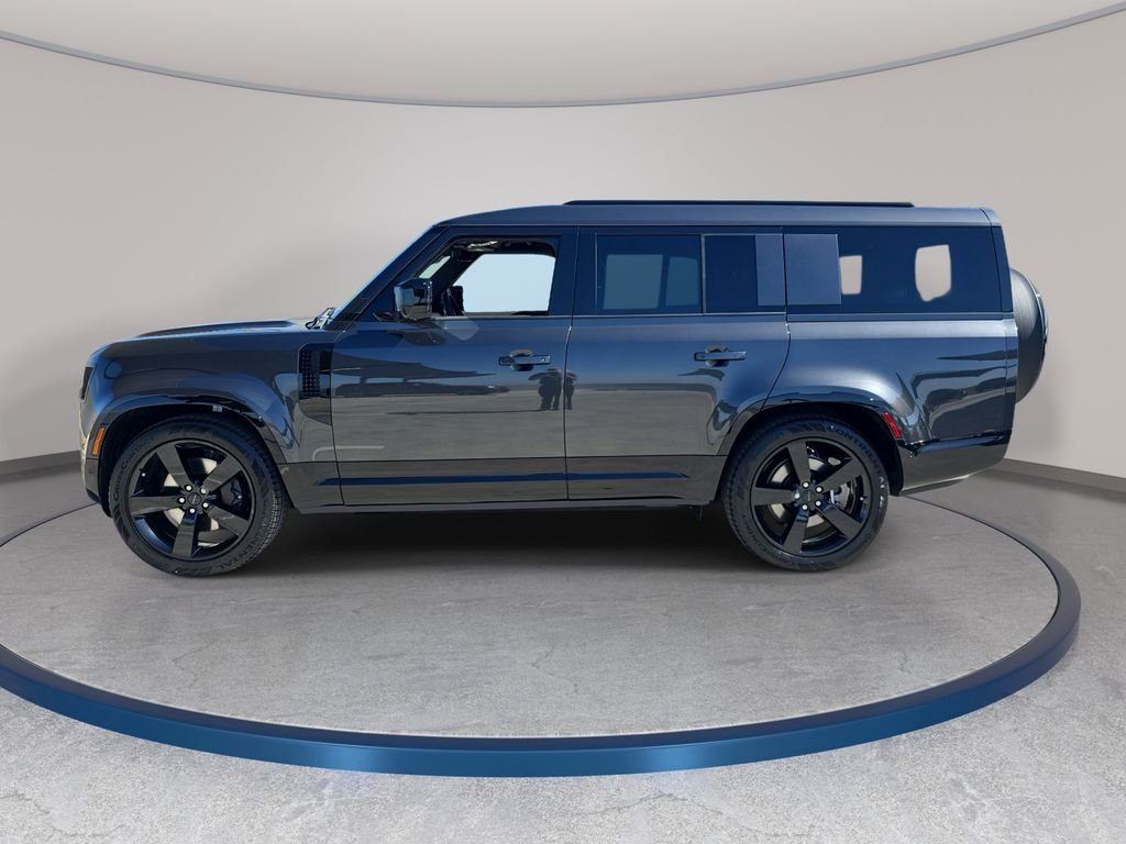 New 2026 Carpathian Grey Land Rover X-Dynamic SE image 8