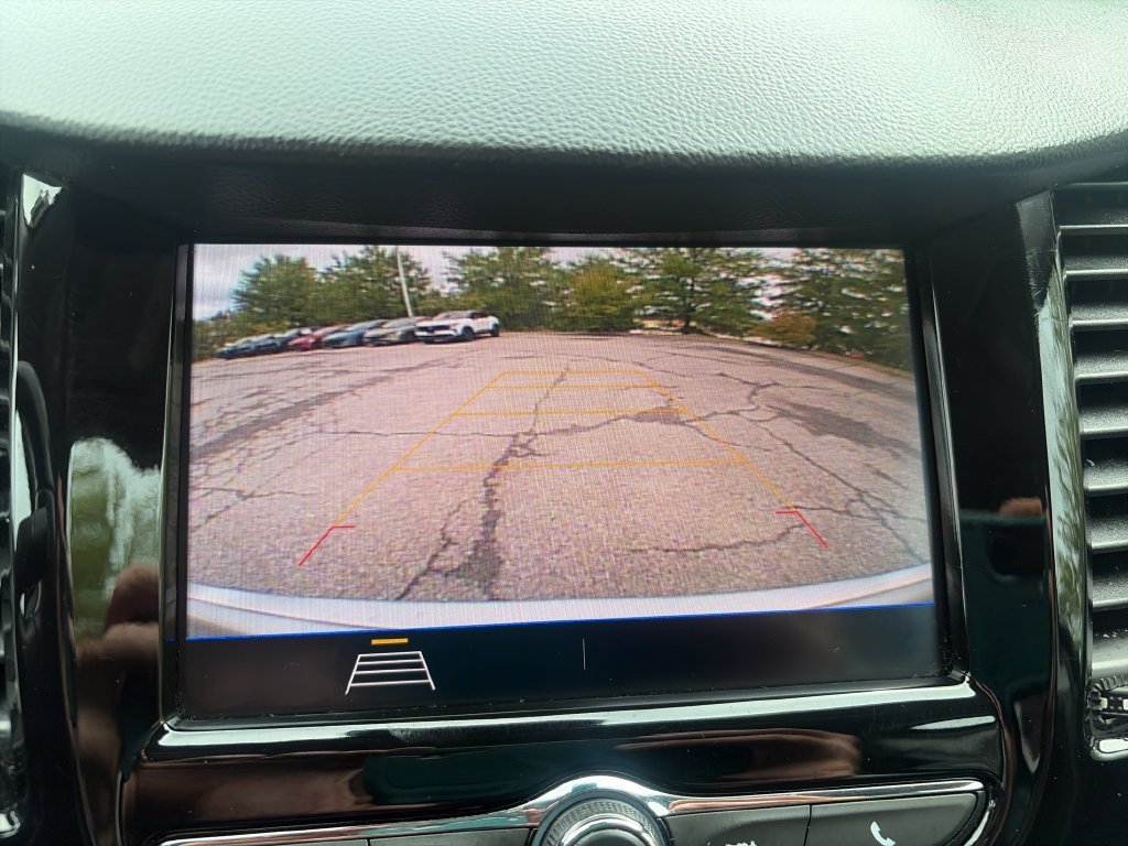 Used 2020 Silver Chevrolet LT image 20
