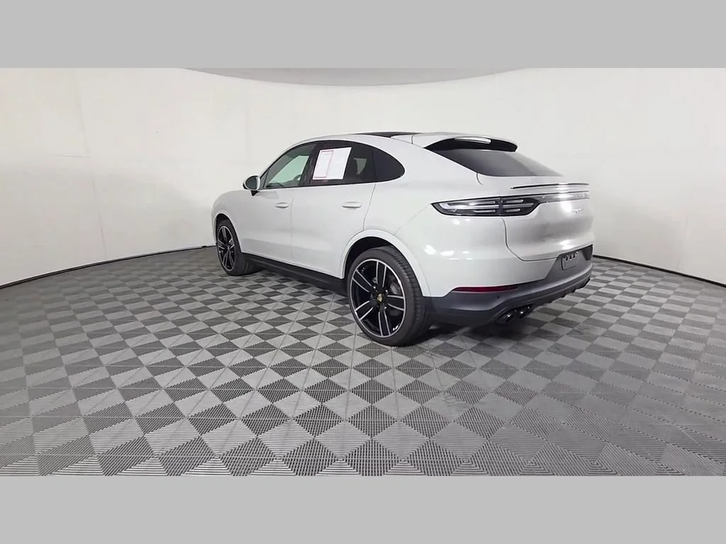 Used 2023 Chalk Porsche Platinum Edition image 41