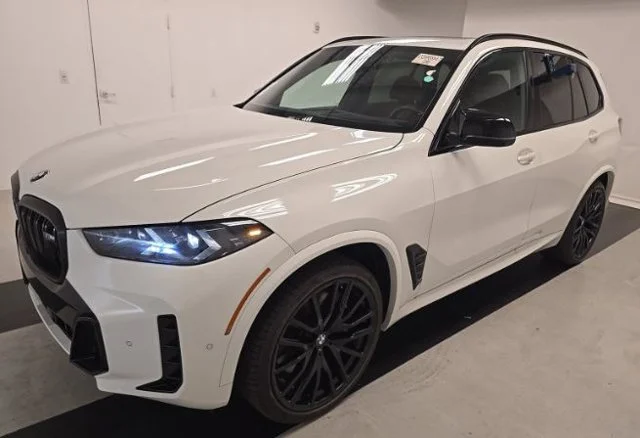 2025 BMW X5 M60i