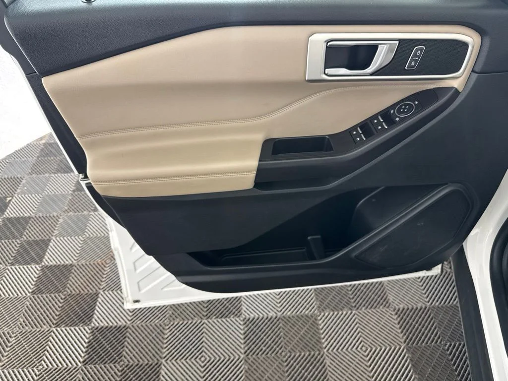 Used 2020 White Ford XLT image 20