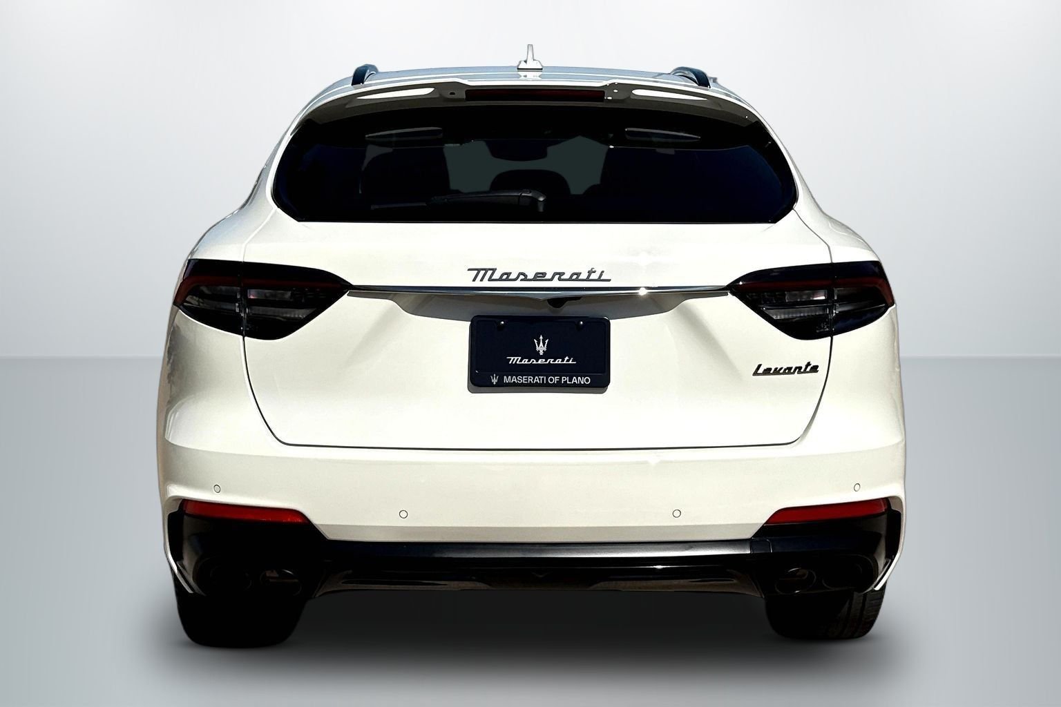 Used 2022 White Maserati GT image 6