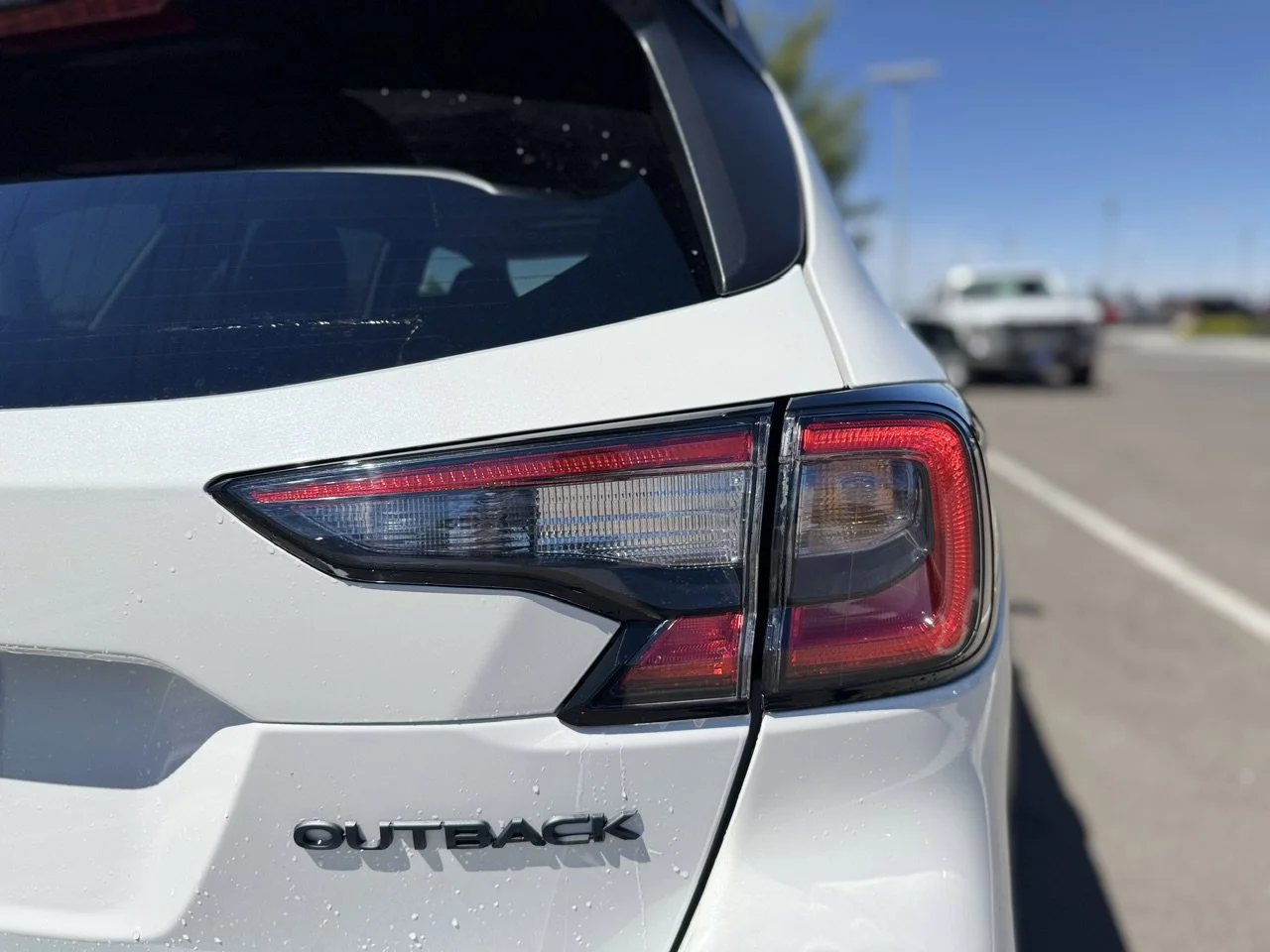 Certified Used 2025 Crystal White Pearl Subaru Onyx Edition image 40