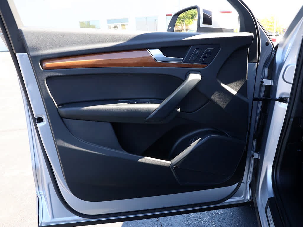2023 Audi Q5 Premium - Photo 21