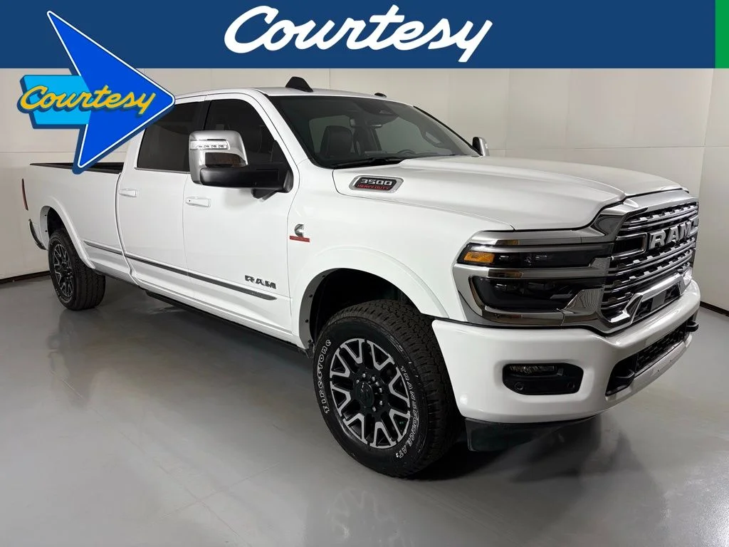 2026 RAM 3500 Limited 4X4 Crew Cab LWB's photo