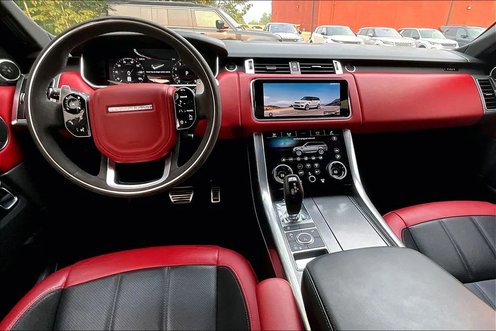 Used 2022 White Land Rover HST image 15