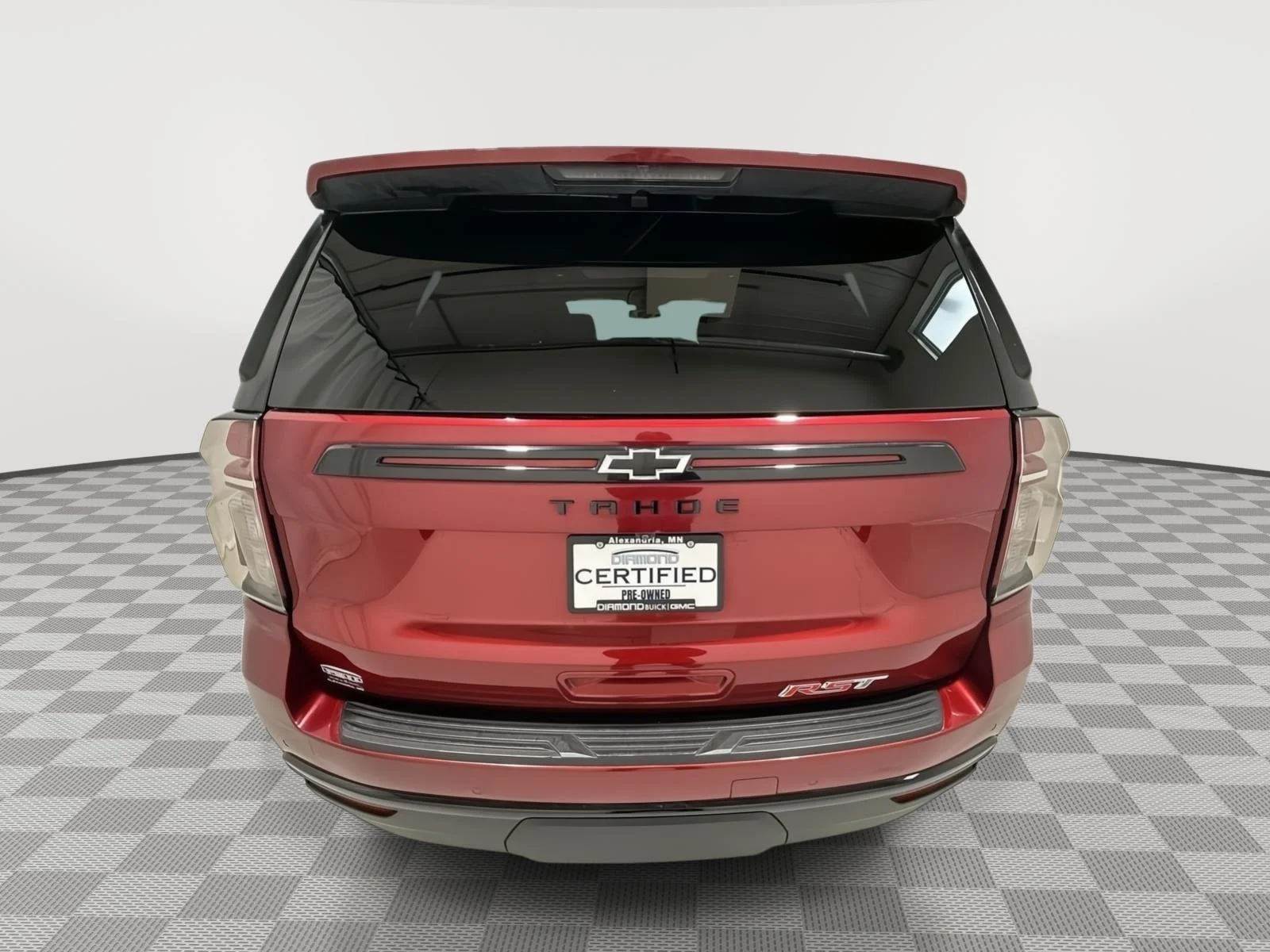 Used 2023 RADIANT RED TINTCOAT Chevrolet RST image 4