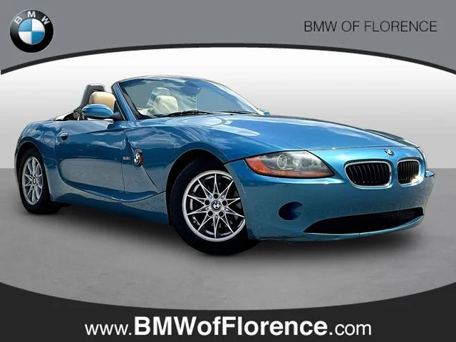 Used 2004 Blue BMW 2.5i image 1