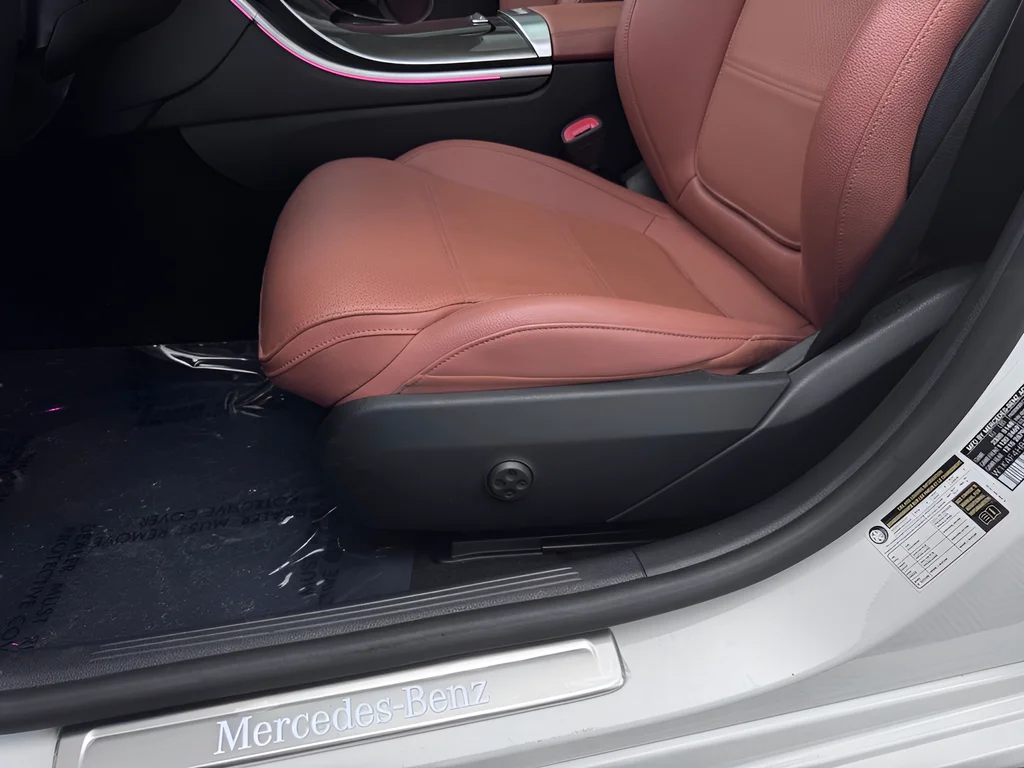 Used 2023 Polar White Mercedes-Benz C 300 image 8
