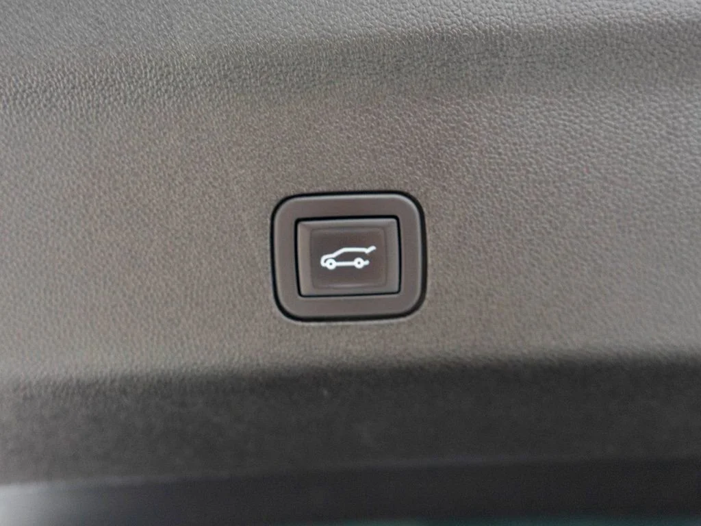 Certified Used 2024 Onyx Black GMC Denali image 37