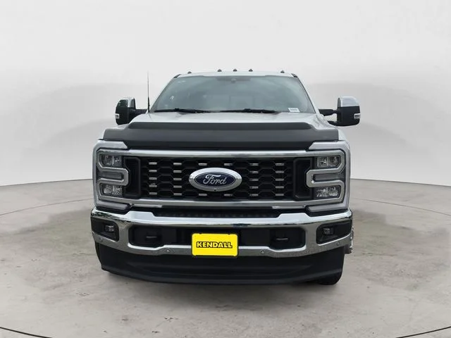 Certified Used 2025  Ford King Ranch image 2
