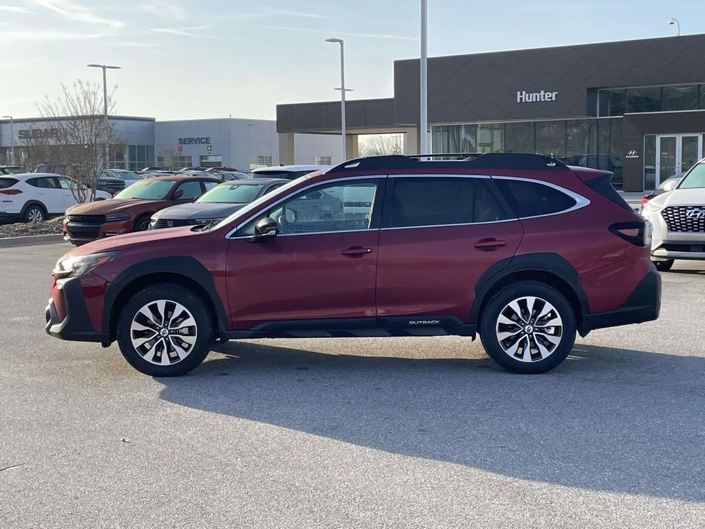 2025 Subaru Outback Limited - Photo 25