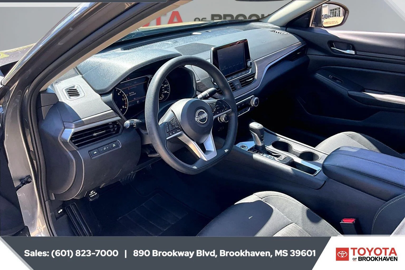 Used 2025 Gun Metallic Nissan SV image 12
